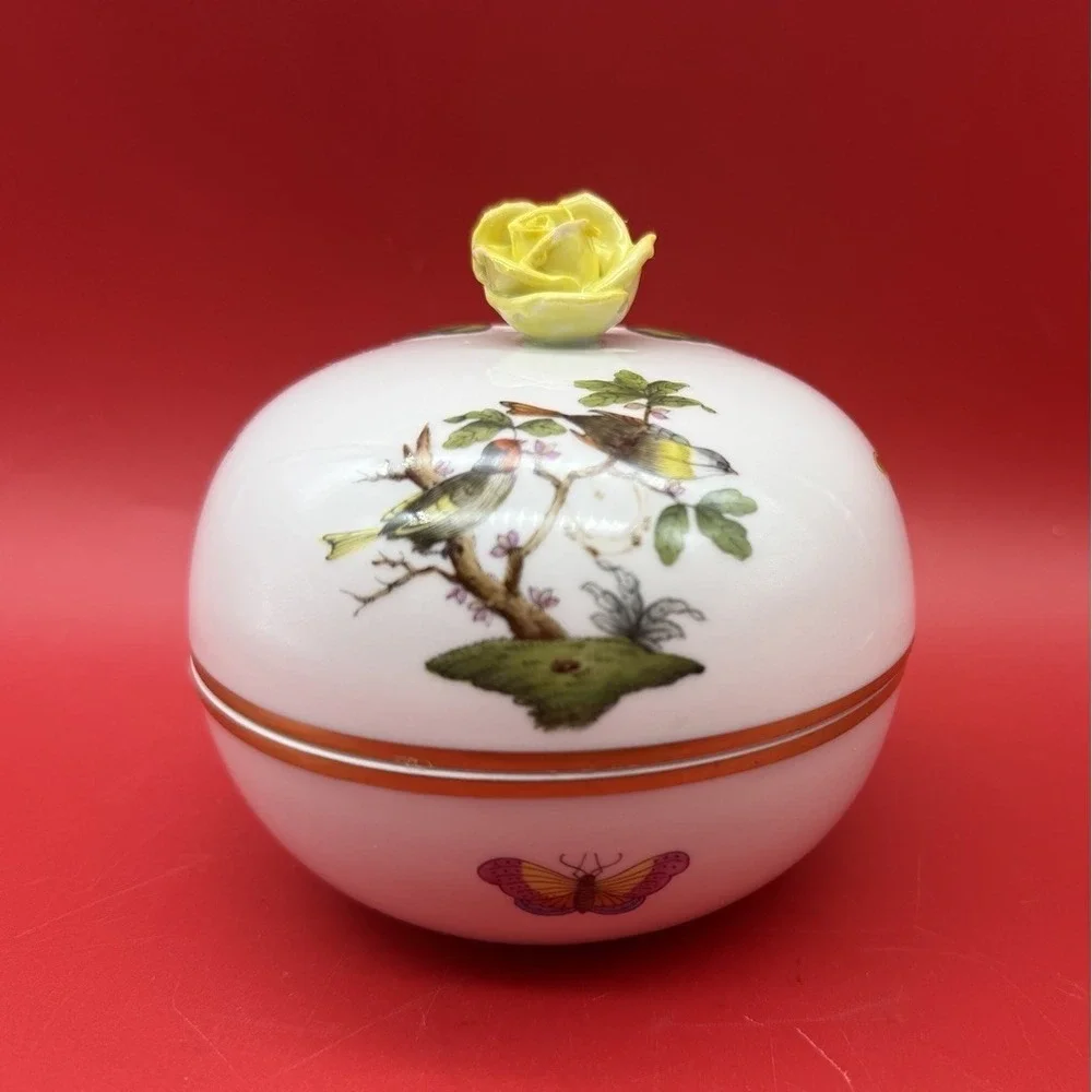 Vintage Herend Queen Victoria Yellow Rose Finial Porcelain Trinket Box